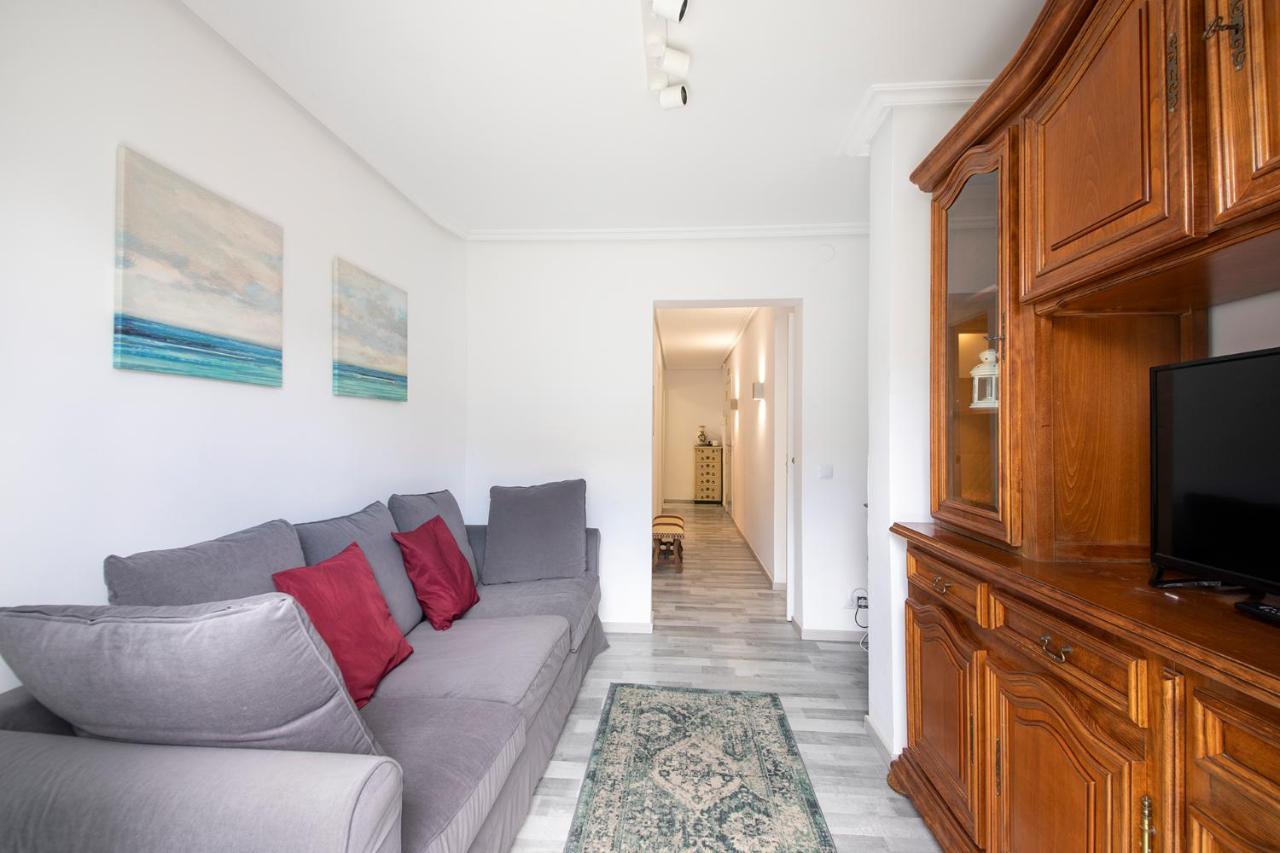 Beautiful Apartment With Terrace - Prime Location! 산세바스티안 외부 사진